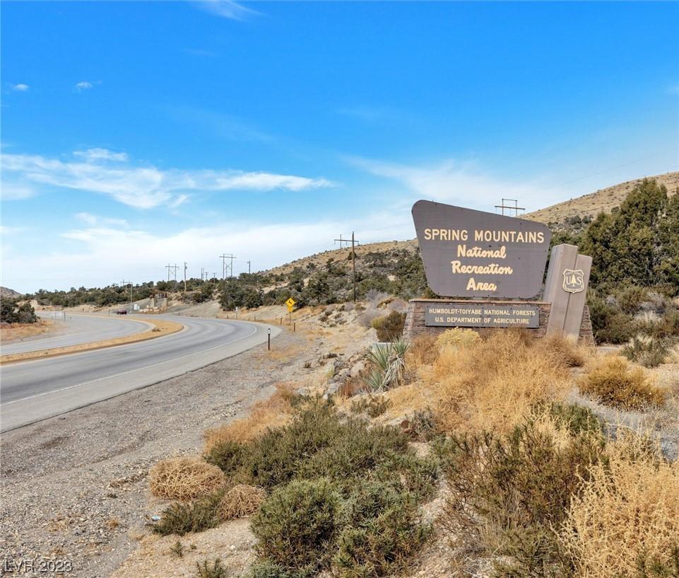 Image 2: Breathtaking views, high desert foliage, cooler we