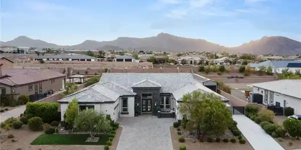 1121 Du Fort Hills Court