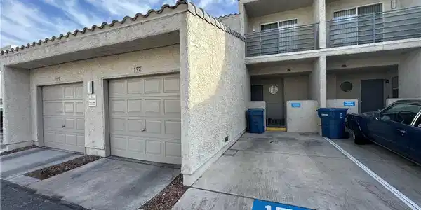 6250 W Flamingo Road