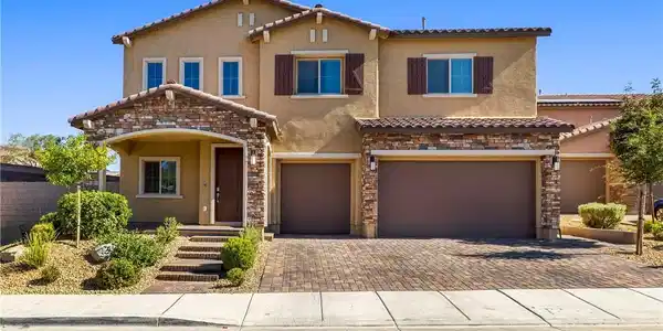 994 River Garden Court