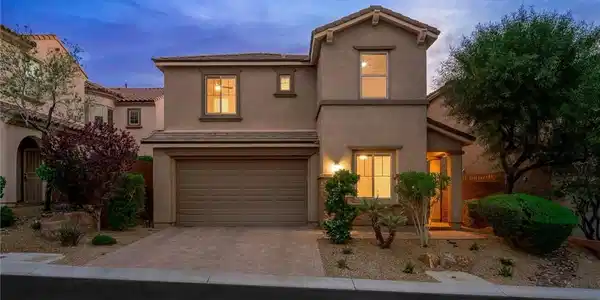 2605 Chateau Clermont Street