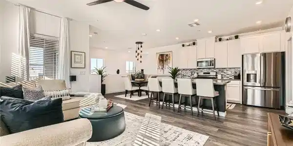 7210 N Decatur Boulevard