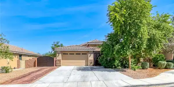1727 Sonoran Bluff Avenue