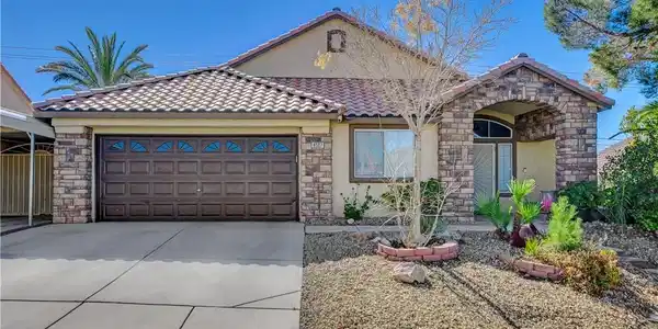6587 Lucky Boy Drive