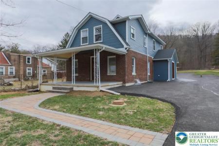 2270 Easton Road
