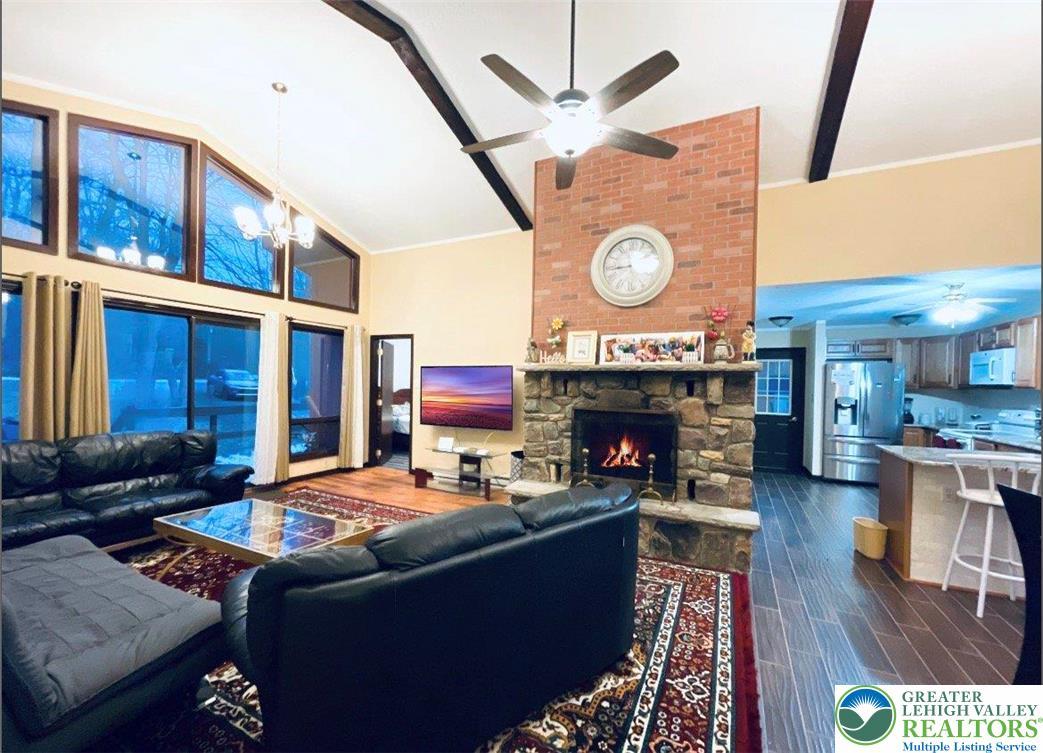 Image 3: 149 Livingston Lane, Clifton Township 18424
FULLY