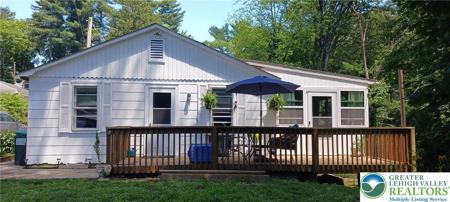 618 McCabe Lane