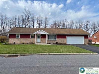 3865 ROSEWOOD Lane