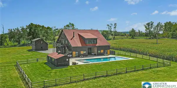 820 Spring Hill Road