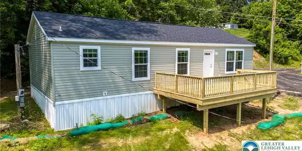 465 Royal Manor Road