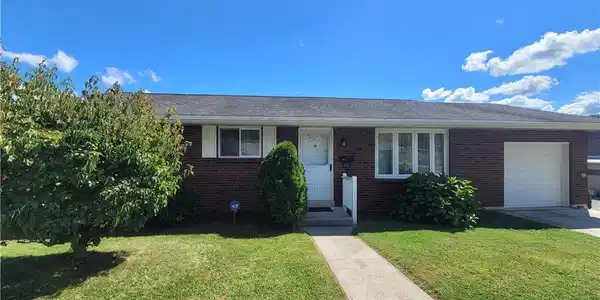 36 Pine Avenue