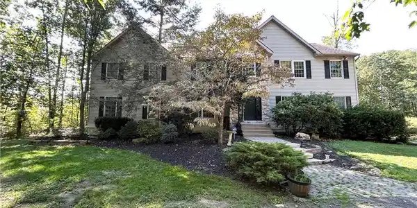 6233 Hunsicker Road