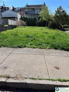 914 E 6th E