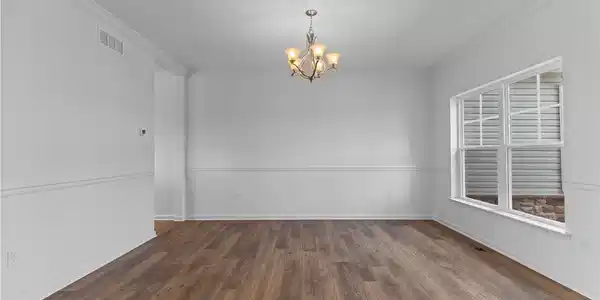 Image 3: Dining Room*Photos shown are of previously built h
