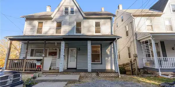 117 Hill