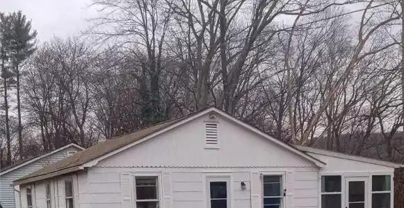 618 McCabe Lane