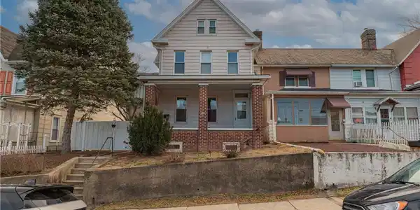 270 Lehigh Avenue