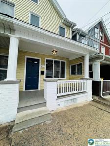 217 E Ridge Street
