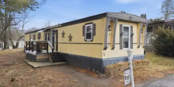 40 Apache Lane