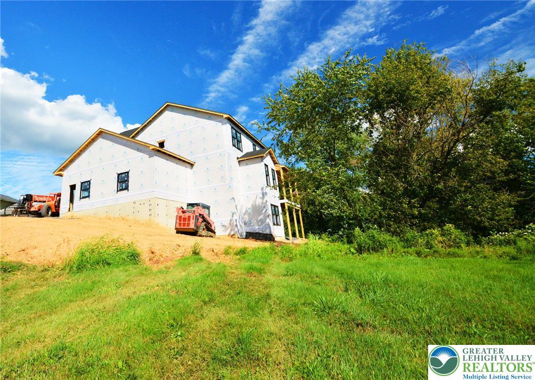 Image 3: Rear and Side