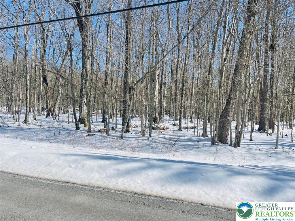 Image 1: Street view.
 C476 W CreekView Dr