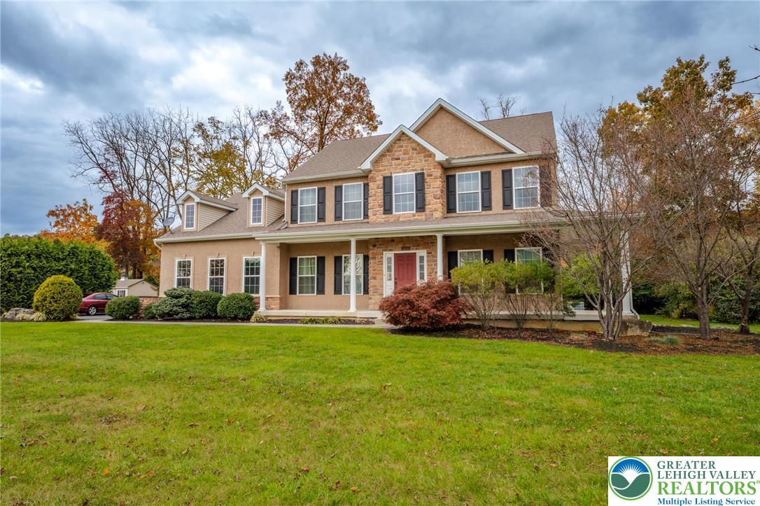 Image 2: A model home with tons of upgrades