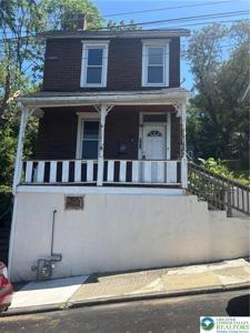 901 Vernon Street