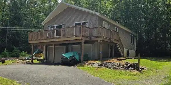178 Sparrow Lane