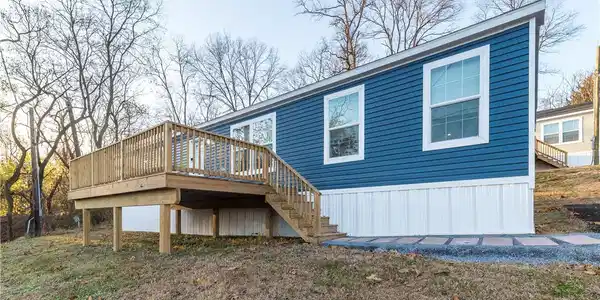 465 Royal Manor Road