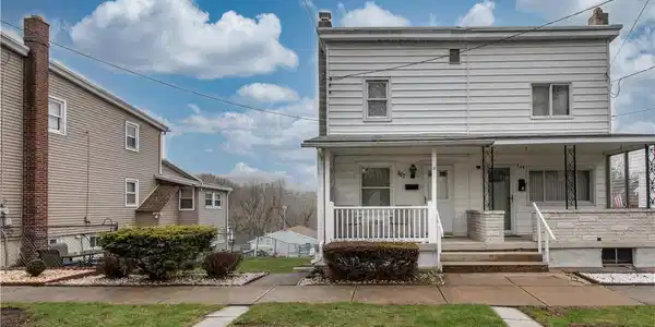 807 E Ridge Street