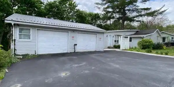 2236 Hillside Road