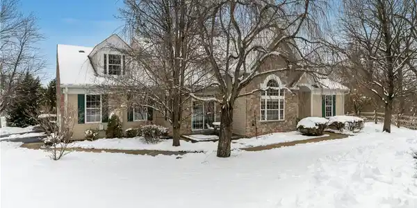 1895 Caryn Drive