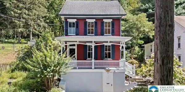 120 Silk Street