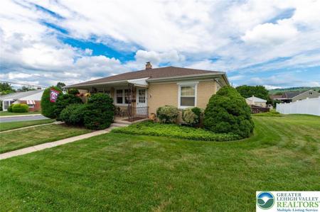 16 W Berger Street