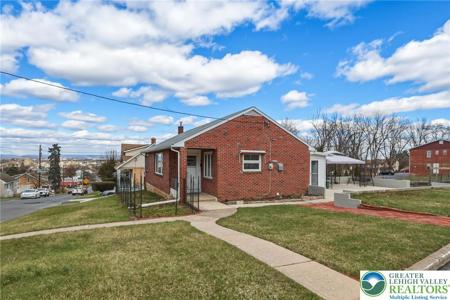 103 N Jasper Street