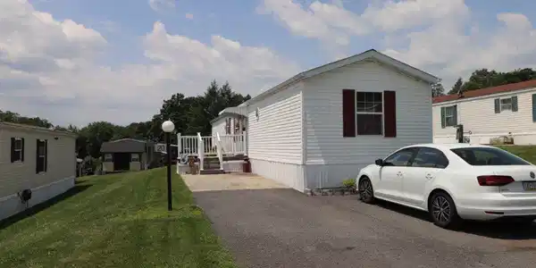 20 Hillside Place