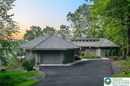 511 Center Hill Road