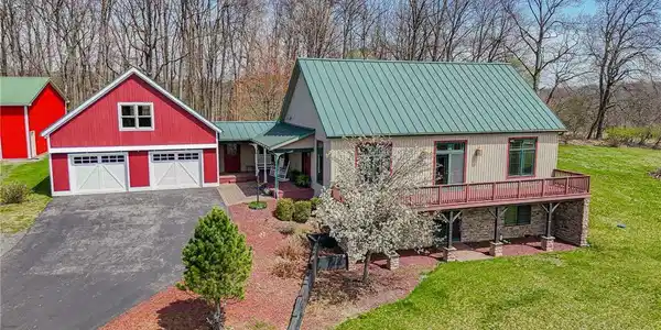 2245 North Lane