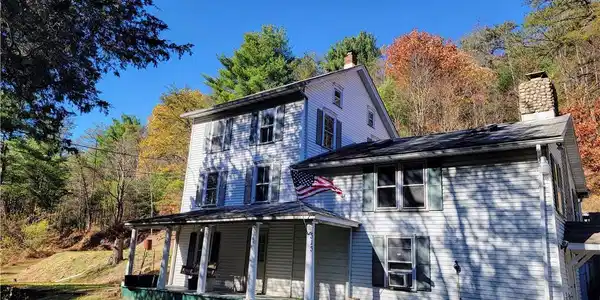 313 E Fireline Road