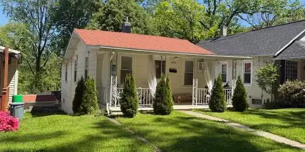 533 W Normandy Street