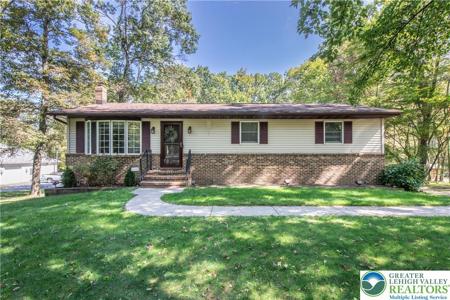 304 Shady Oaks Drive E