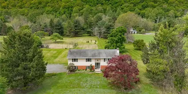1 Cross Creek Lane