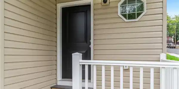 Image 4: Model photos of townhomes.