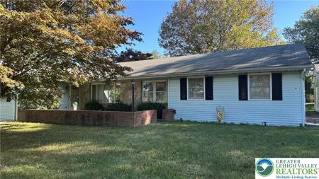 916 Bushkill Center Road