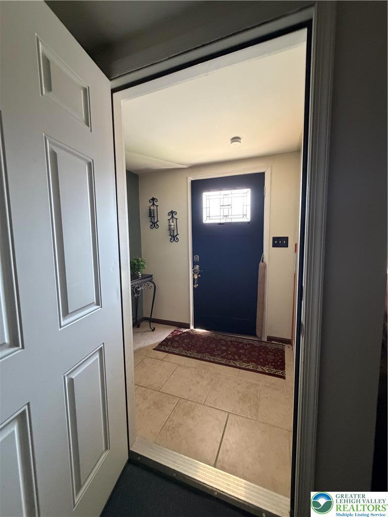 Image 3: Entrance