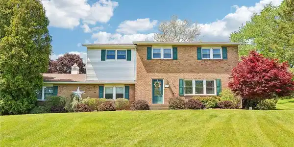 574 Carol Lane