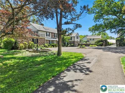 1194 Street Road
