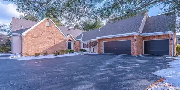 2620 Houghton Lean