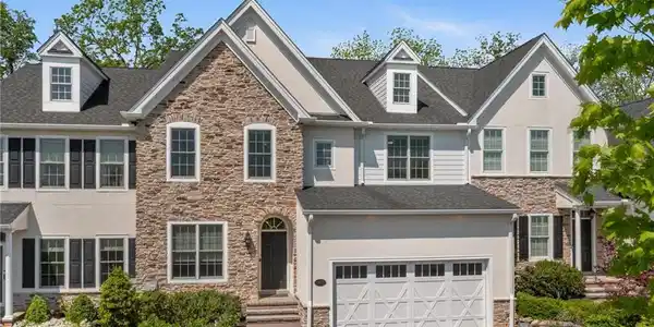 1970 Carriage Knoll Drive