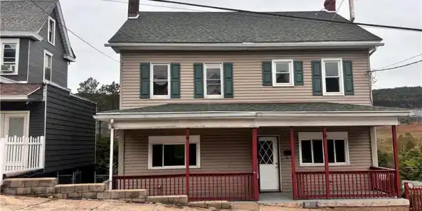 121 E Ridge Street